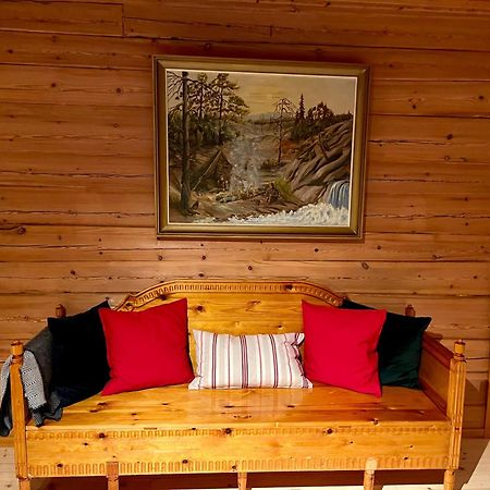 Lake Sieri House 罗瓦涅米 外观 照片