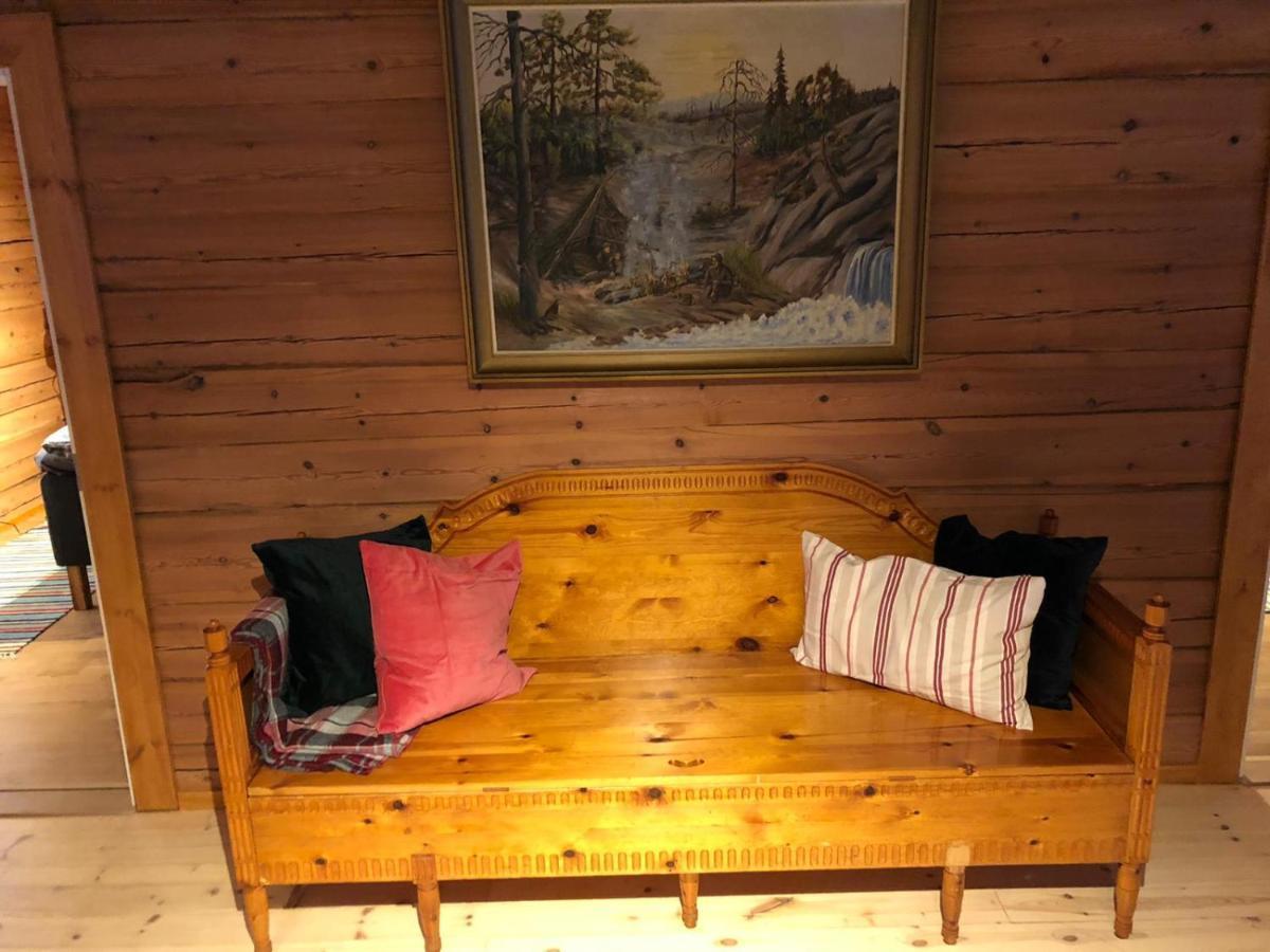 Lake Sieri House 罗瓦涅米 外观 照片